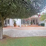 Louro بيت ضيافة 4*
