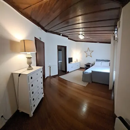 Pensionat Louro Santa Cruz (Oeste)