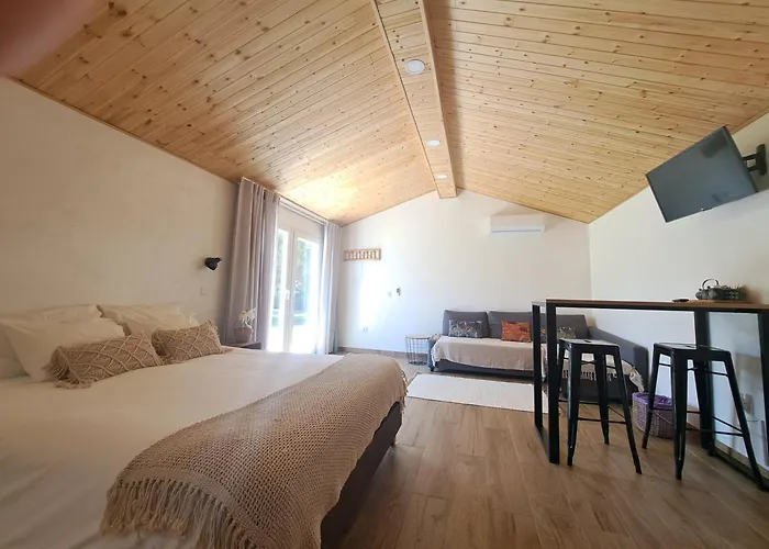 Louro Santa Cruz (Oeste)