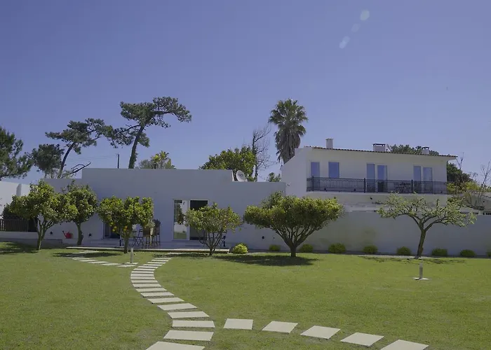 Гостевой дом Louro Санта-Круш